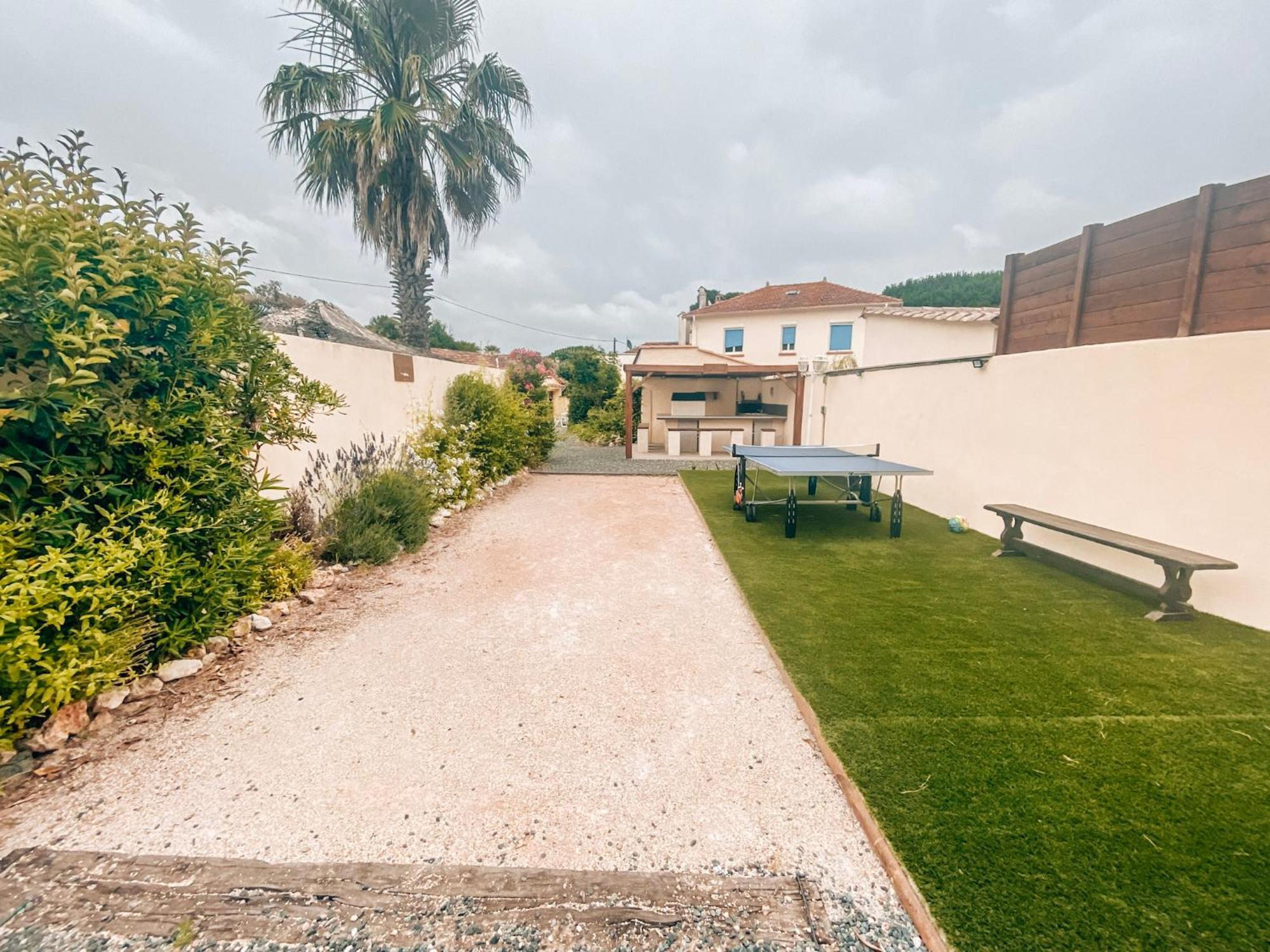 Reve D'Azur En Bord De Mer A La Nartelle Avec Piscine Dans La Residence, Terrasse, Bbq, 2 Chambres 2 Sdb Logement De 35M2 Draps Inclus Sainte-Maxime Exterior foto